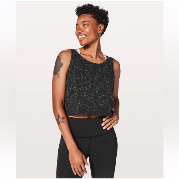 Lululemon It’s A Tie Tank in Splatter Dye Black - Picture 2 of 6